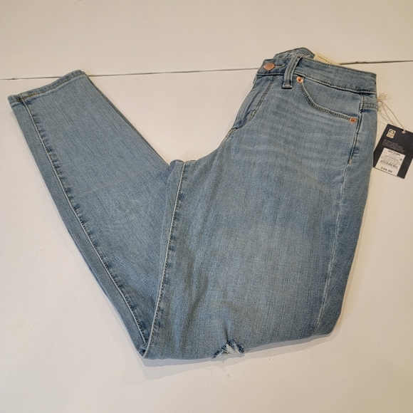 Universal Thread High-Rise Skinny Jeans Distressed Size 00/24R NWT - Picture 16 of 16